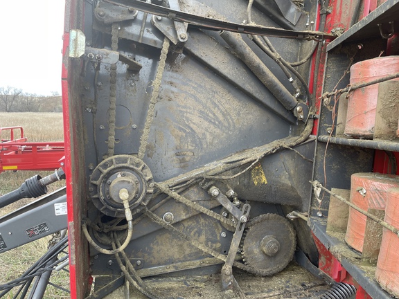 2017 Massey Ferguson 2956 Baler/Round