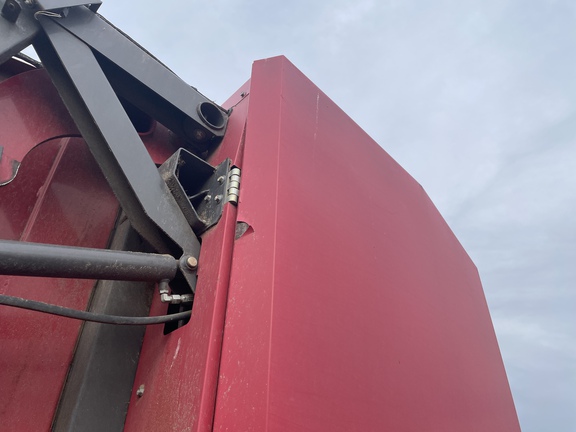 2017 Massey Ferguson 2956 Baler/Round