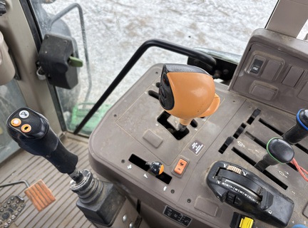 2016 John Deere 6175M Tractor