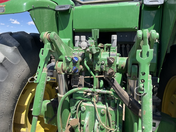 2011 John Deere 7430 Premium Tractor