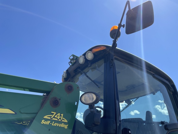 2011 John Deere 7430 Premium Tractor