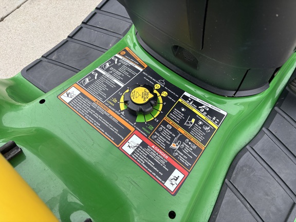 2011 John Deere X304 Garden Tractor