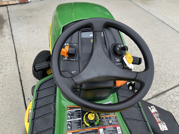 2011 John Deere X304 Garden Tractor