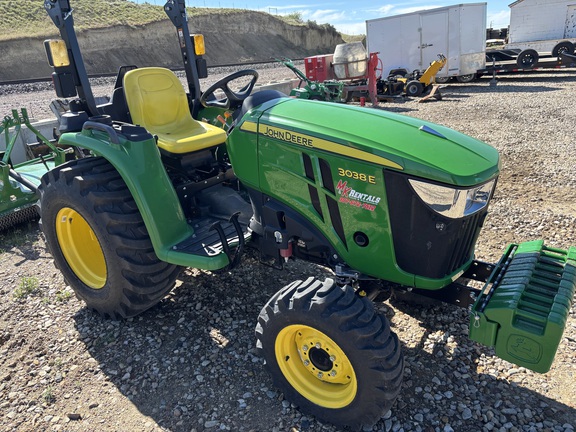 2023 John Deere 3038E Tractor Compact