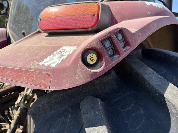 2014 Case IH Maxxum 140 MC Tractor