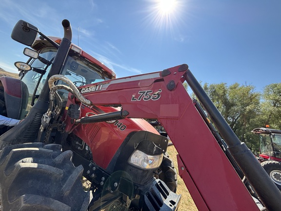 2014 Case IH Maxxum 140 MC Tractor