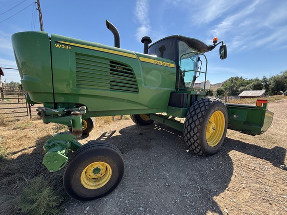 2014 John Deere W235 Windrower