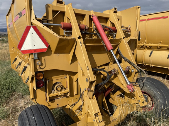 2010 Haybuster 2800 Bale Processor