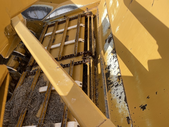 2010 Haybuster 2800 Bale Processor