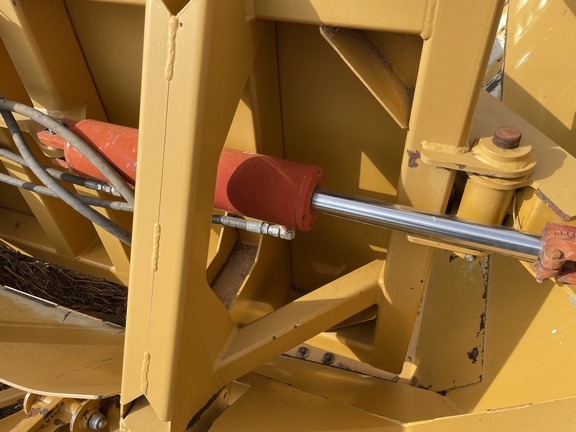 2010 Haybuster 2800 Bale Processor
