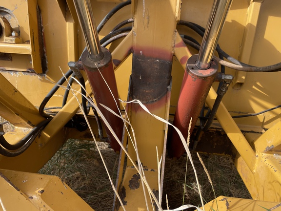2010 Haybuster 2800 Bale Processor
