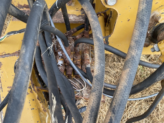 2010 Haybuster 2800 Bale Processor