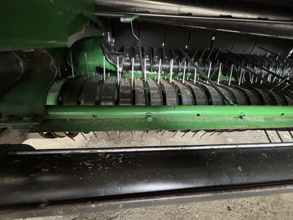 2015 John Deere 569 Baler/Round