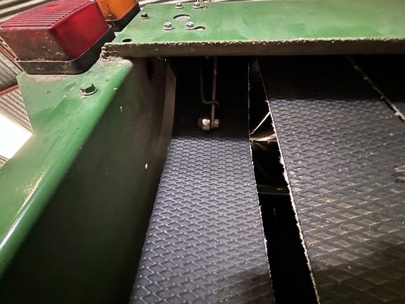 2015 John Deere 569 Baler/Round