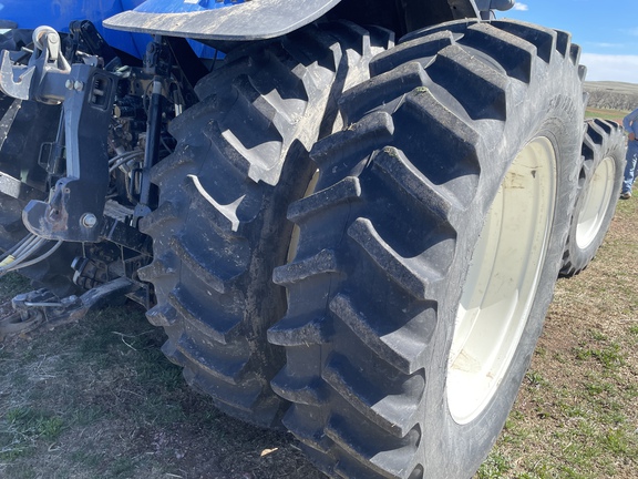 2013 New Holland T8.330 Tractor
