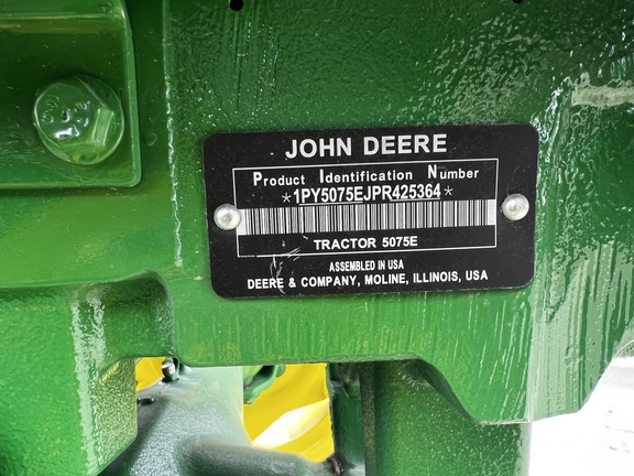 2023 John Deere 5075E Tractor