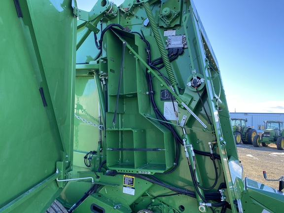 2021 John Deere 560R Baler/Round