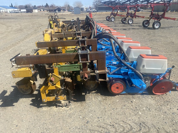 1999 Monosem 12 Row Tree Planter