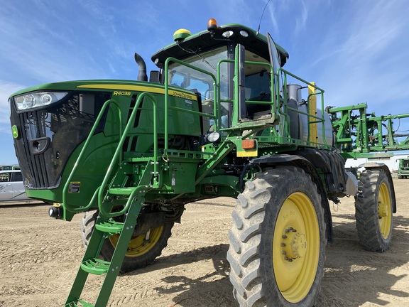 2019 John Deere R4038 Sprayer/High Clearance