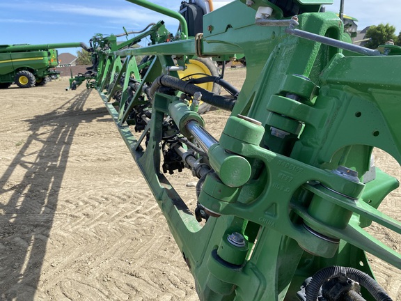 2019 John Deere R4038 Sprayer/High Clearance