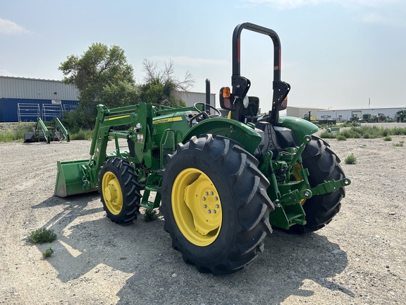 2020 John Deere 5075E Tractor