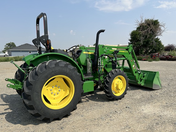 2020 John Deere 5075E Tractor