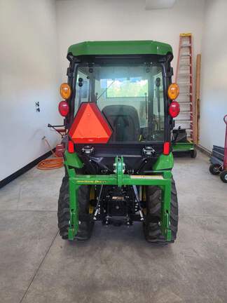 2019 John Deere 2025R Tractor Compact