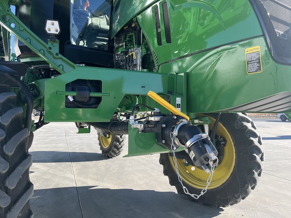 2024 John Deere 410R Sprayer/High Clearance