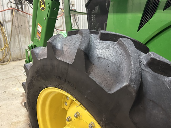 2018 John Deere 5100E Tractor