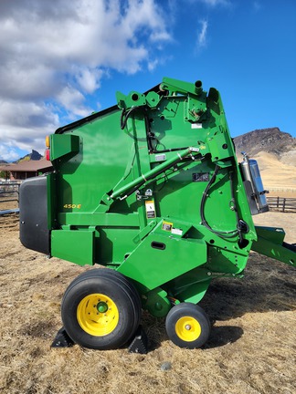 2021 John Deere 450E Baler/Round