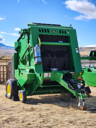 2021 John Deere 450E Baler/Round