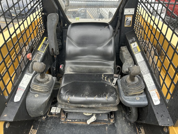 2008 John Deere 332 Skid Steer Loader