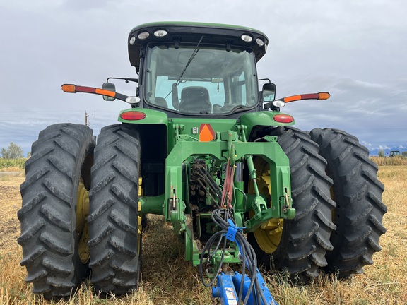 2010 John Deere 8320R 2010 Tractor