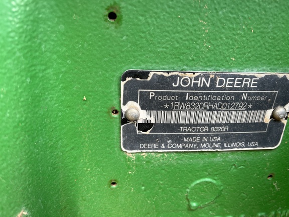 2010 John Deere 8320R 2010 Tractor