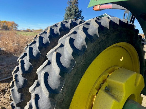 2004 John Deere 8220 Tractor