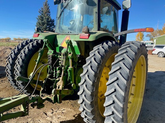 2004 John Deere 8220 Tractor