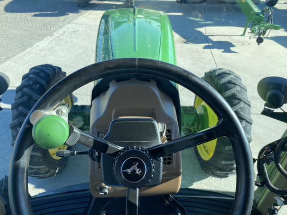 2004 John Deere 8220 Tractor