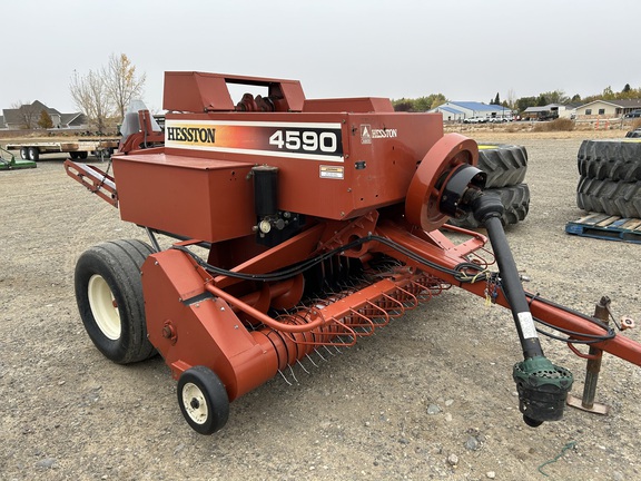 2001 AGCO Hesston 4590 Baler/Square