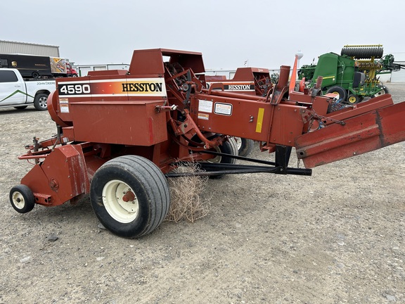 2001 AGCO Hesston 4590 Baler/Square