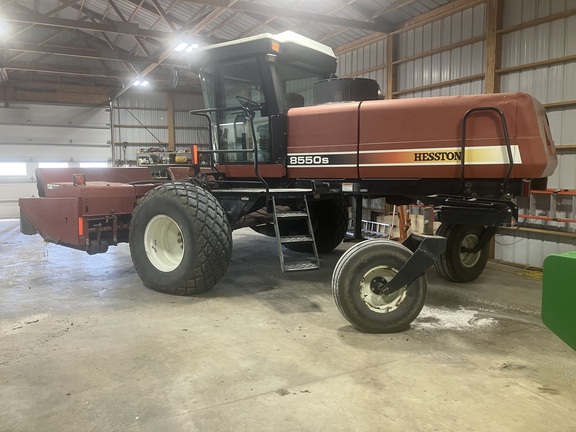 2002 AGCO Hesston 8550S Windrower