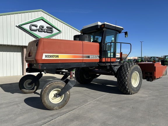 2002 AGCO Hesston 8550S Windrower