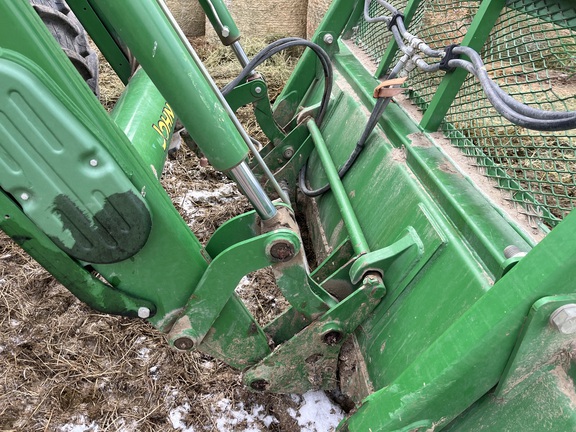 2014 John Deere 6115M Tractor