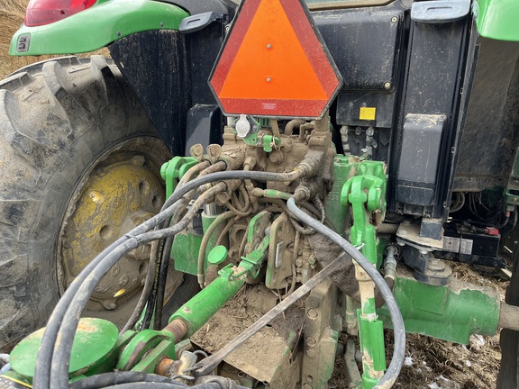 2014 John Deere 6115M Tractor