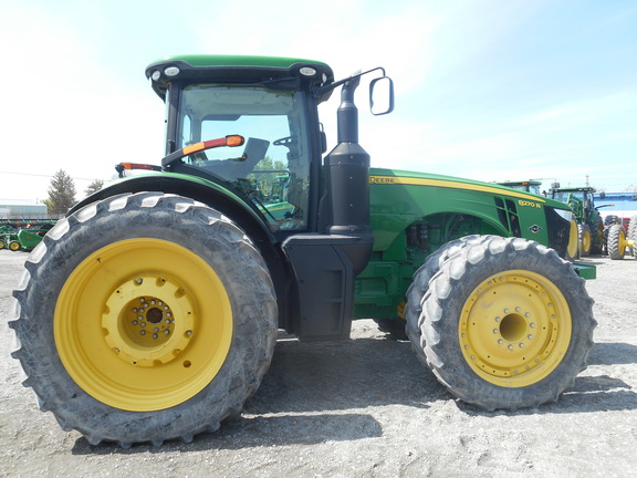 2016 John Deere 8270R Tractor