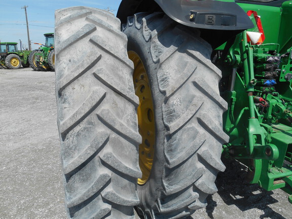 2016 John Deere 8270R Tractor