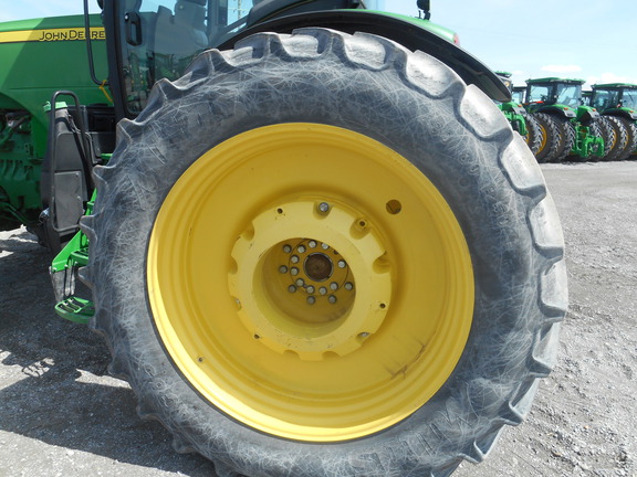 2016 John Deere 8270R Tractor