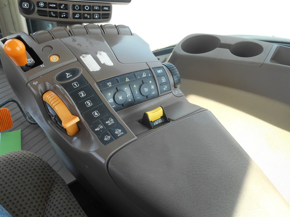 2016 John Deere 8270R Tractor