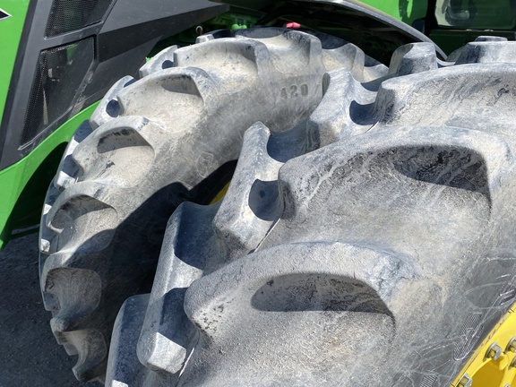 2022 John Deere 8R 340 Tractor