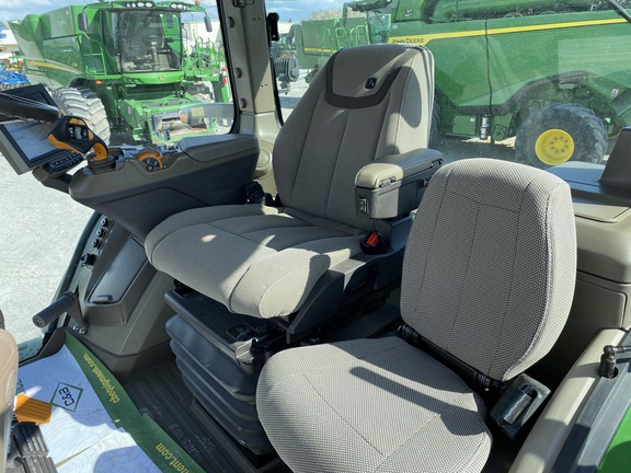2022 John Deere 8R 340 Tractor