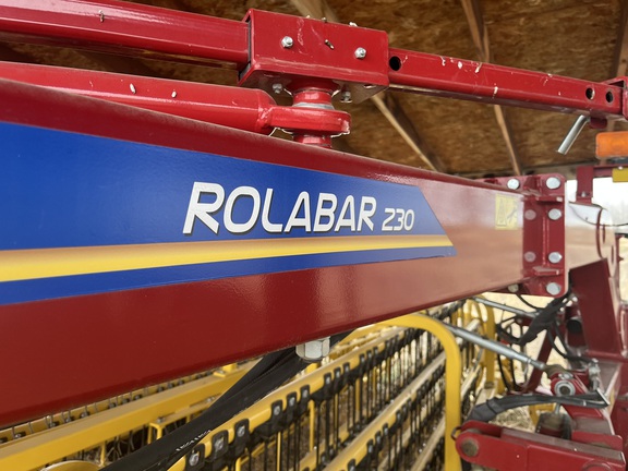 2021 New Holland 230 ROLABAR Rake